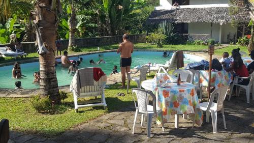 Indri Lodge