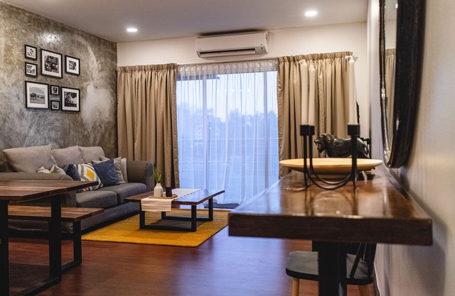 Apartamento de estilo industrial para 5