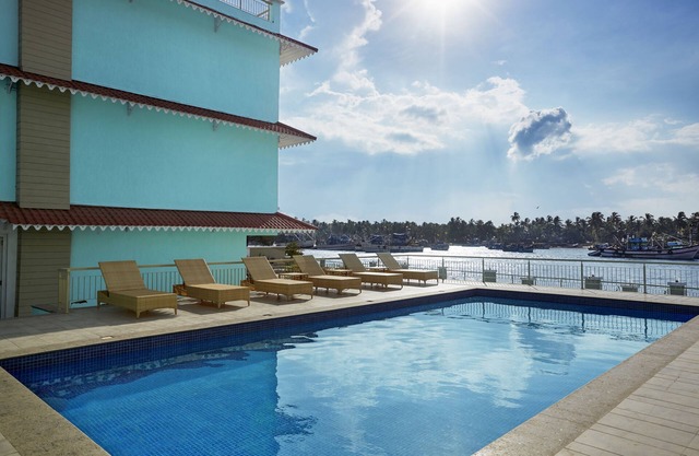 Indy Waterfront Resort
