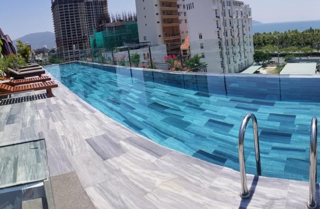 Infinity Pool - 5 min walk to beach - Sekong Apartment