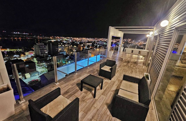 INFINITY SKY DELUXE. En el centro de Ushuaia único por sus vistas panorámicas