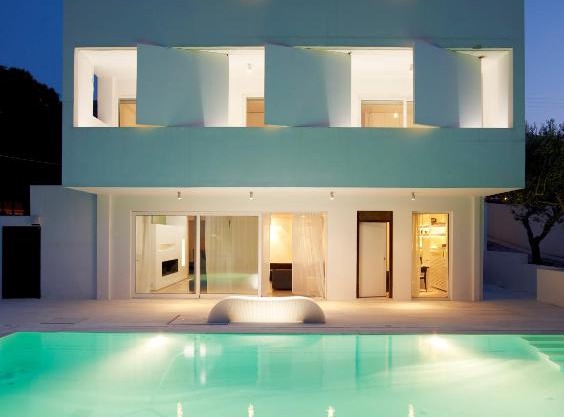 Infinity White Complex by GK Properties