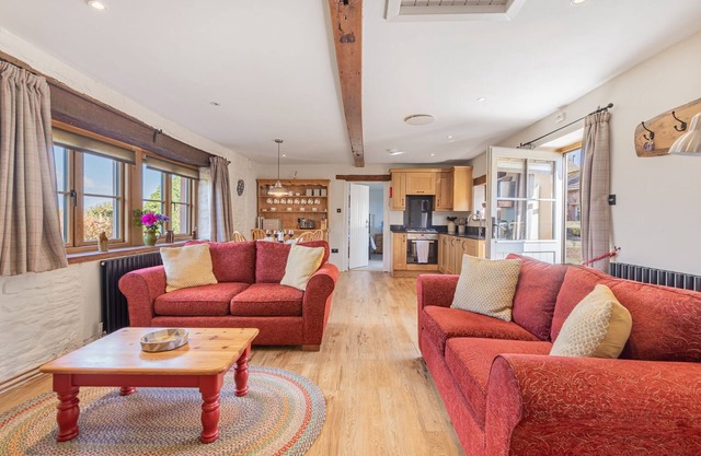 Inglewood, Kirkoswald - sleeps 4 guests in 2 bedrooms