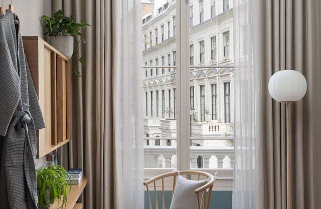 Inhabit Queen's Gardens, a Member of Design Hotels