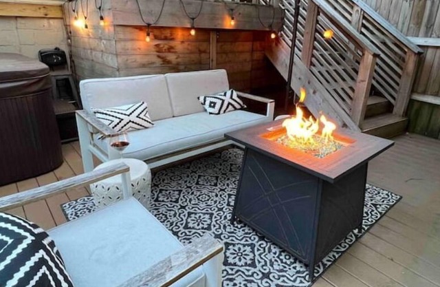 Inman Park House, walk to restaurants/beltline