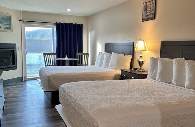Inn at the Shore