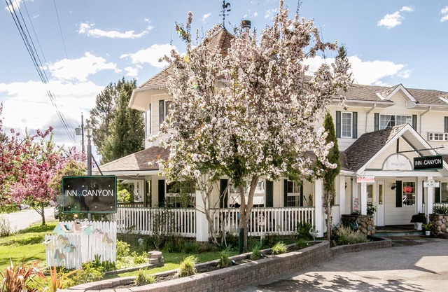 Inn on Canyon
