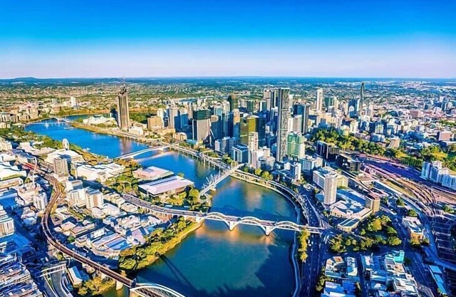 Inner City Pad - Indooroopilly