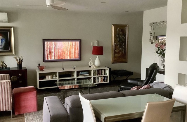 Inner west spacious 2 bed apartment close to transport- ANZAC WEEKEND SPECIAL