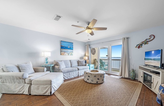 Innerarity Point | Kayaks, Pool | 2 Waterfront Balconies | My Beach Getaways | IT16064