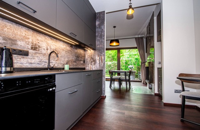 InPoint Old Town- Apartment with garden