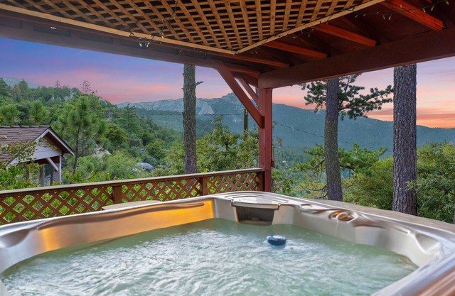 casa inspiradora con la puesta del sol "perca" Vistas y Spa