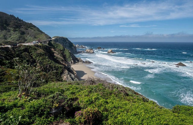 Casa inspiradora frente al mar con espectaculares vistas de la costa