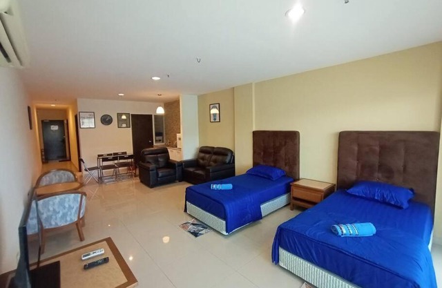 InstaStay Room Unit Marina Island Teluk Batik - 1 Bedroom Queen Bed & 2 Single Bed