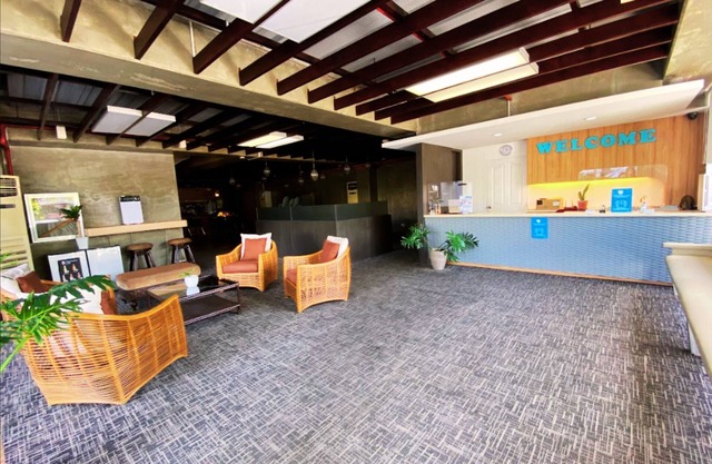 Insular Square Inn powered by Cocotel