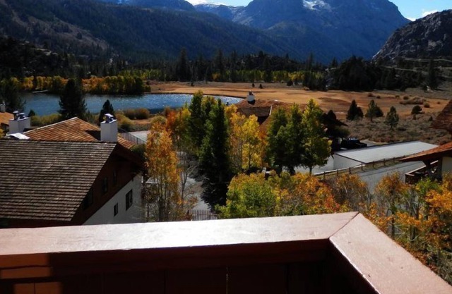Suite del ático, vistas despejadas del lago Gull, todo en uno de los pisos. rey, 2 reinas, 2 baños, 2 twi
