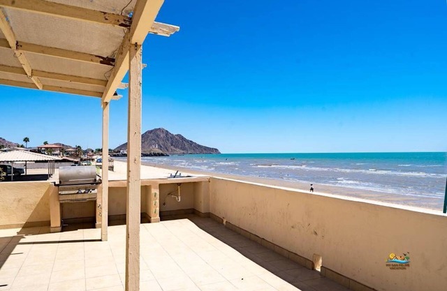 InTown Beach condo frente - condominio de Casey 1