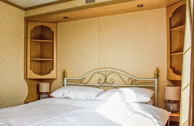 Introducing the Carnaby Roxburgh, a 2-bedroom caravan designed to comfortably sleep up to 4 guests.