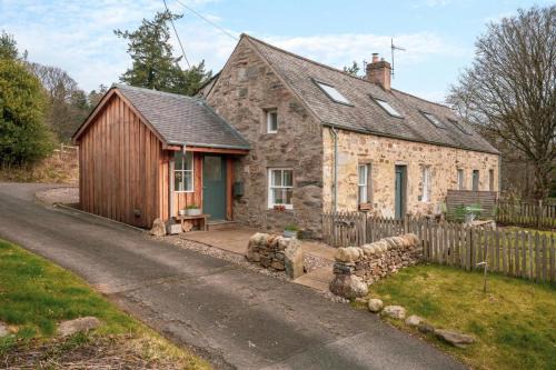 Inverbraan Cottage
