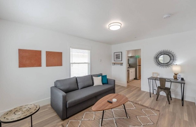 #InvestREPM Coos Bay Goldfinch Cottage
