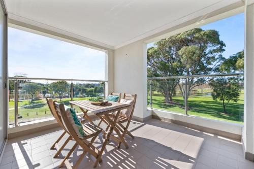 Inviting 2BR Stay by the Sand at Rockingham