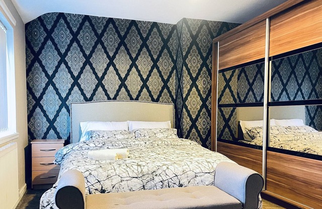 Stunning 3-Bed House in Birmingham