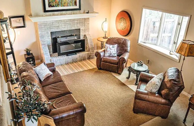 Inviting Coal Creek Large Home