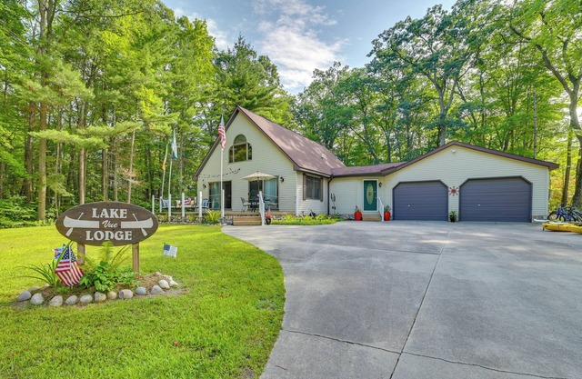 Inviting ‘Lake Vue Lodge’ Home w/ Fire Pit + Deck