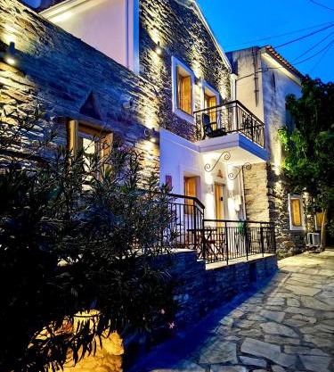 Ioulis Century Home