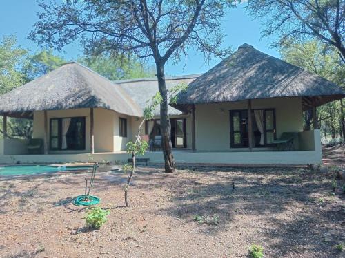 Iphupho Ba-Phalaborwa Estate Bush Lodge