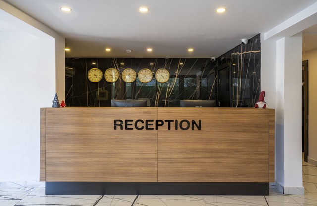 IRENIC HOTEL