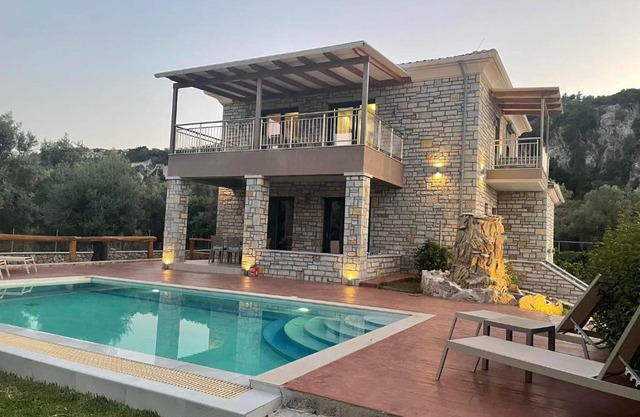 Iris Villas Complex
