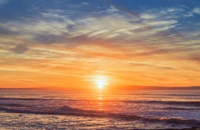 Irish Holiday-Enniscrone, Co Sligo, Adjacent to Enniscrone Golf, family oriented