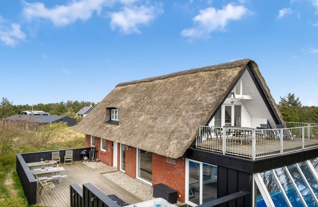 "Irlin" - 800m from the sea by Interhome