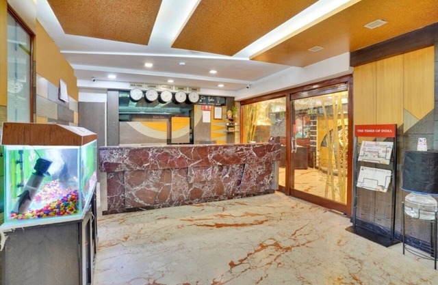 iROOMZ Aura Inn