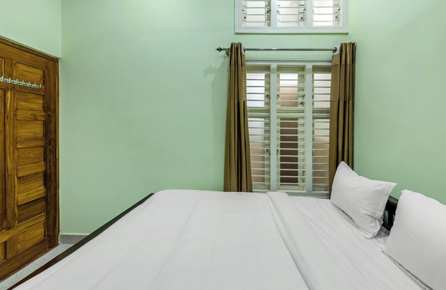 iROOMZ Eco Brickmark Serviced Apartments
