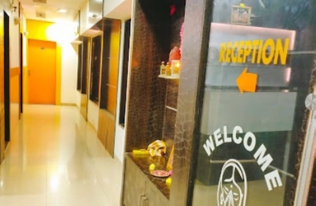 iROOMZ Hotel Shree Krishna Palace