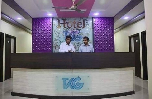 Iroomz VKG Complex