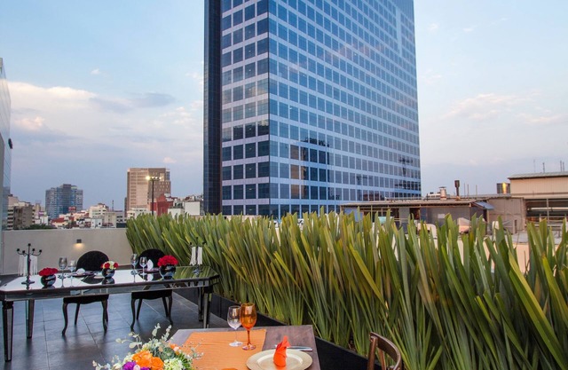 Isaaya Hotel Boutique by WTC