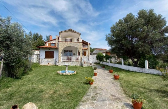 Isidoros house