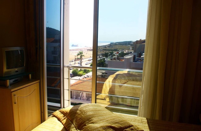 Isik Otel