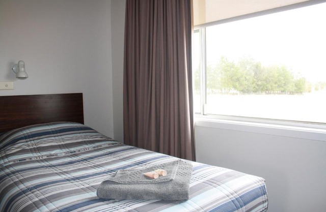 Isis Motel Scone