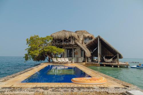 Isla Kalua - Private Ocean Villa