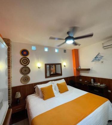 Isla Sol Boutique