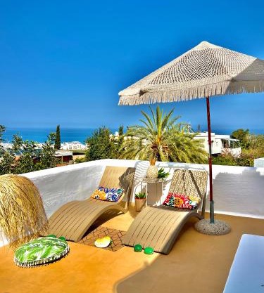 Island Away Chersonisos