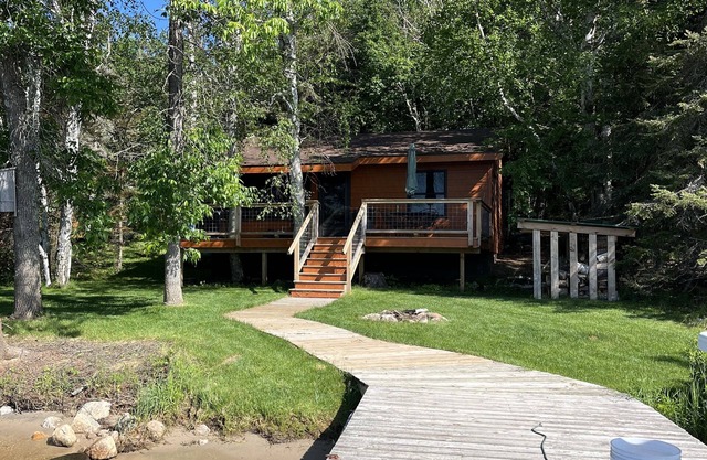 Island Cabin ~ Lake que vive en su mejor, limpio, moderno, Parque Nacional de Voyageurs
