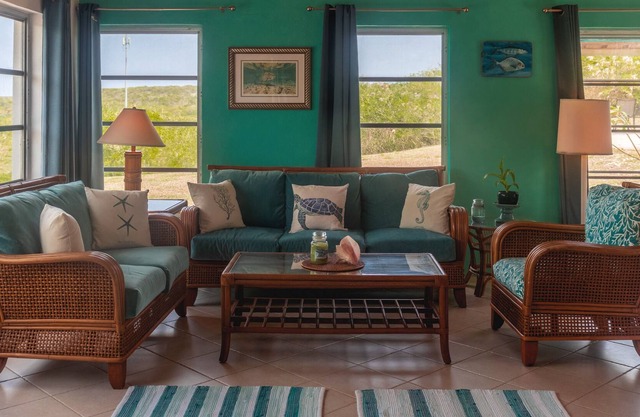 Island Cottage near to spectacular Cape Santa Maria Beach!