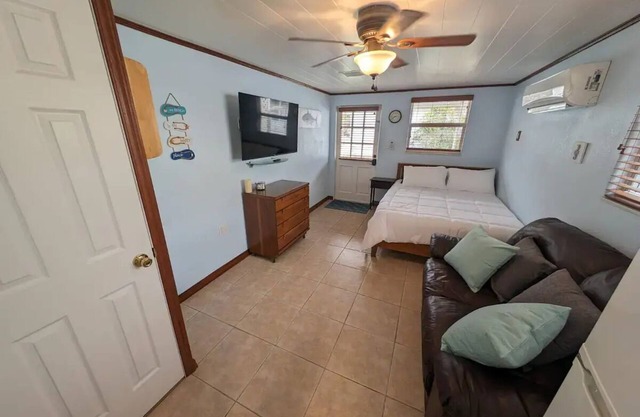 Island Oasis Studio