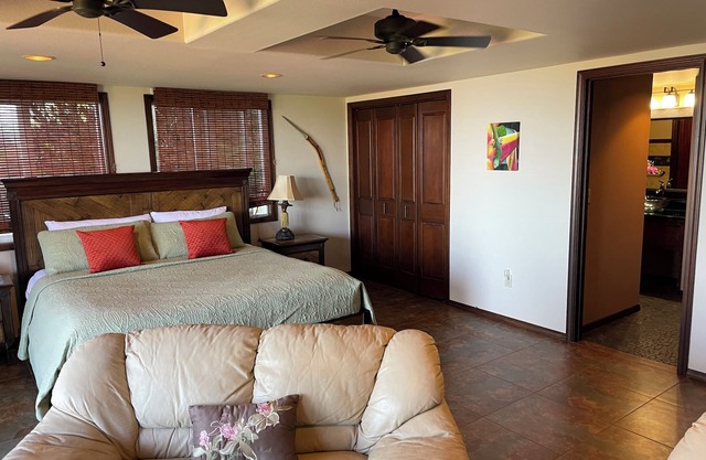 Island Paradise ~ Pacific Room.