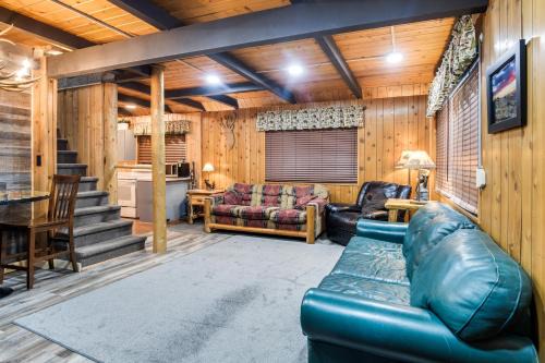 Island Park Cabin Getaway Less Than 24 Mi to Yellowstone!